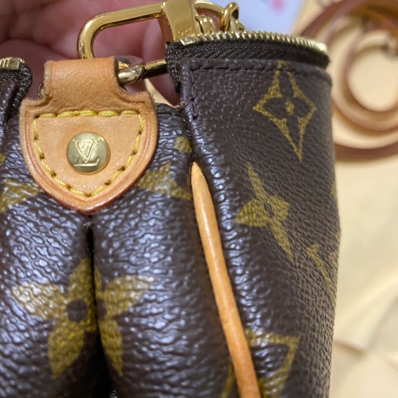 Eva Monogram - Picture 14 of 16